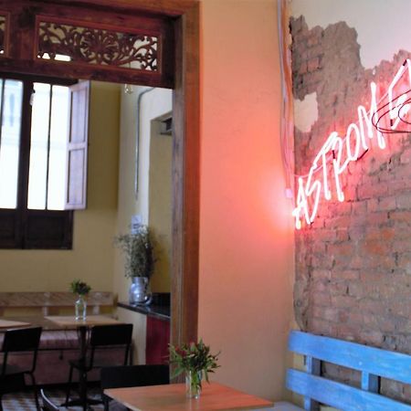 Hostal Casa Astromelia Богота Екстериор снимка
