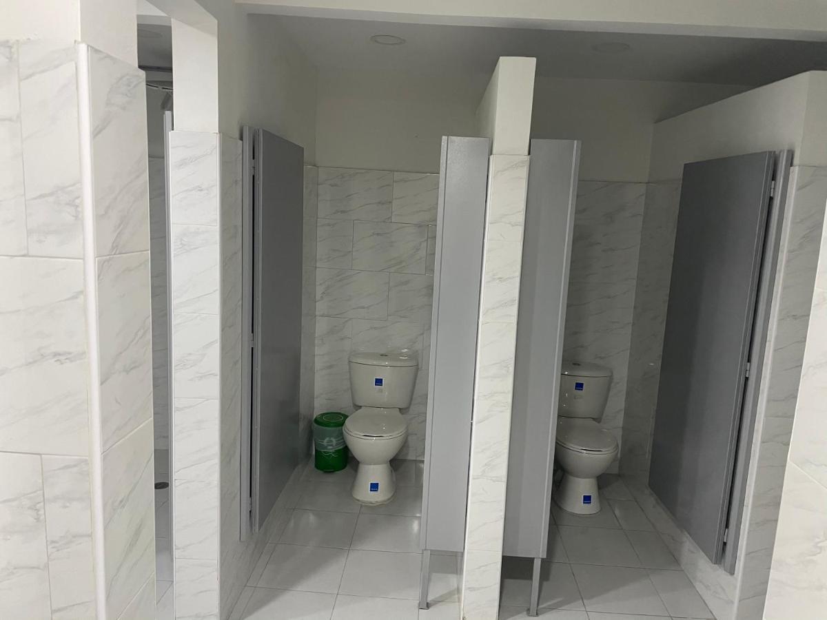 Hostal Casa Astromelia Богота Екстериор снимка