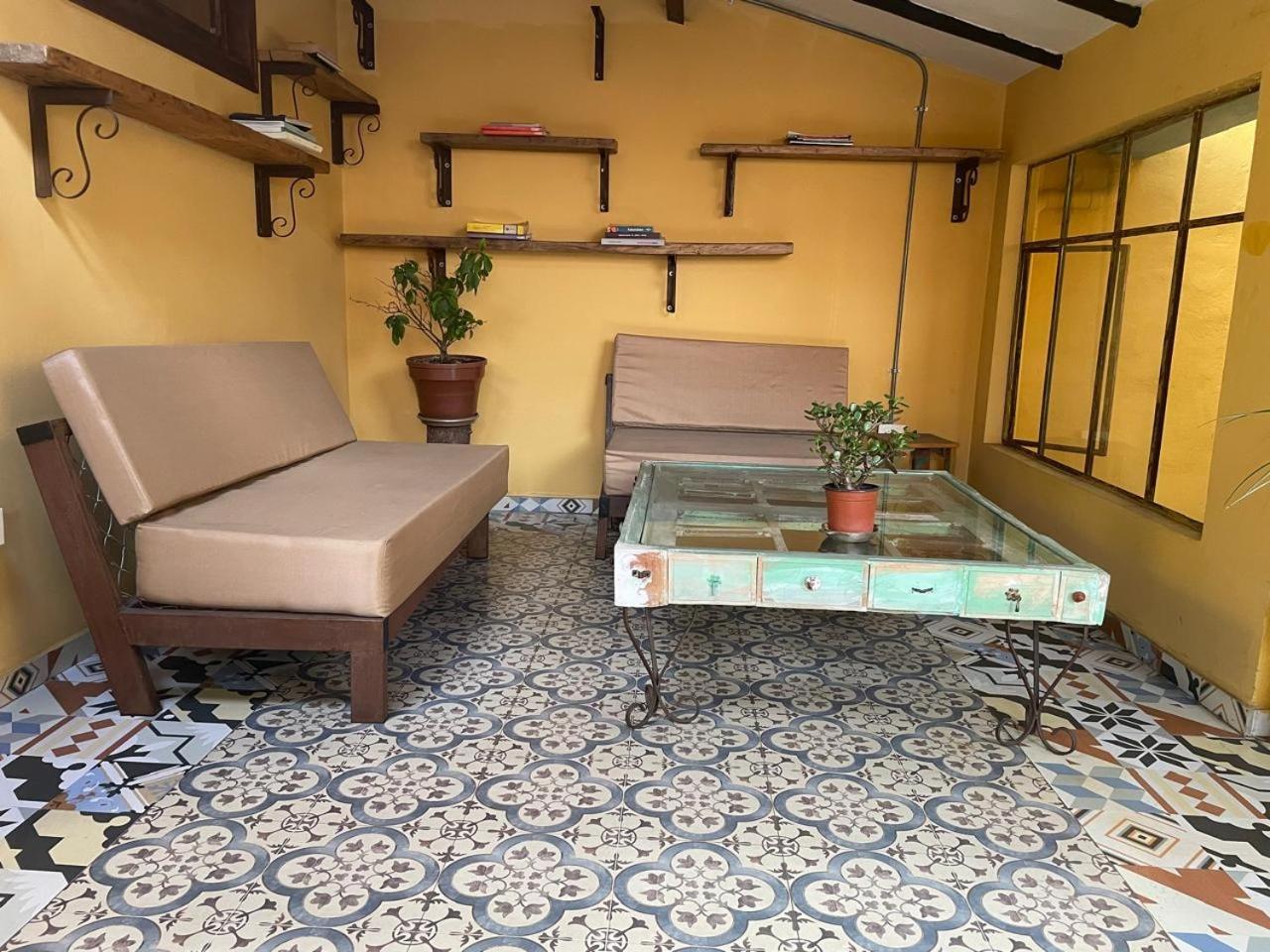 Hostal Casa Astromelia Богота Екстериор снимка
