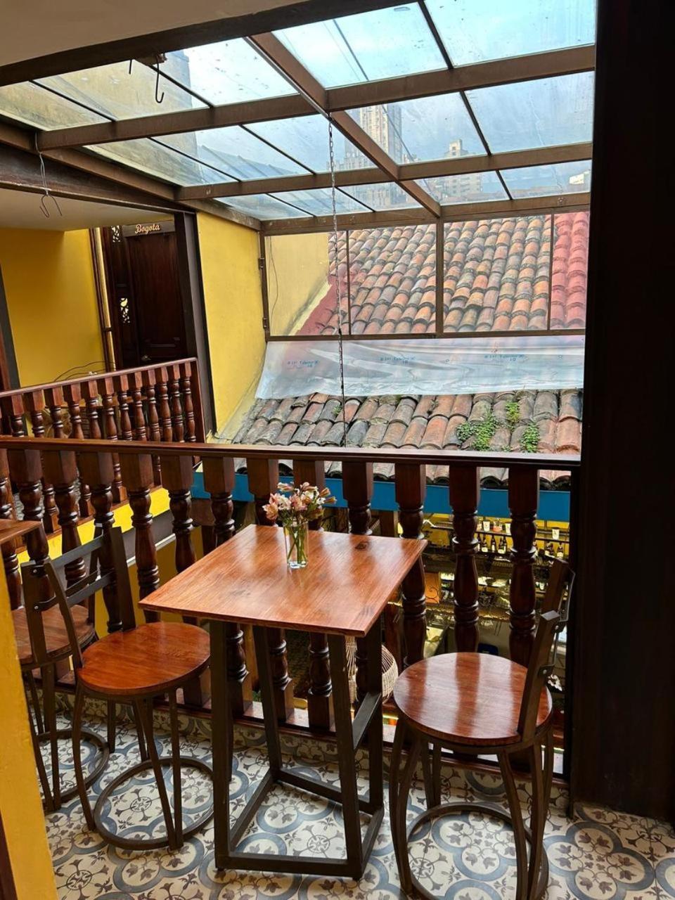 Hostal Casa Astromelia Богота Екстериор снимка